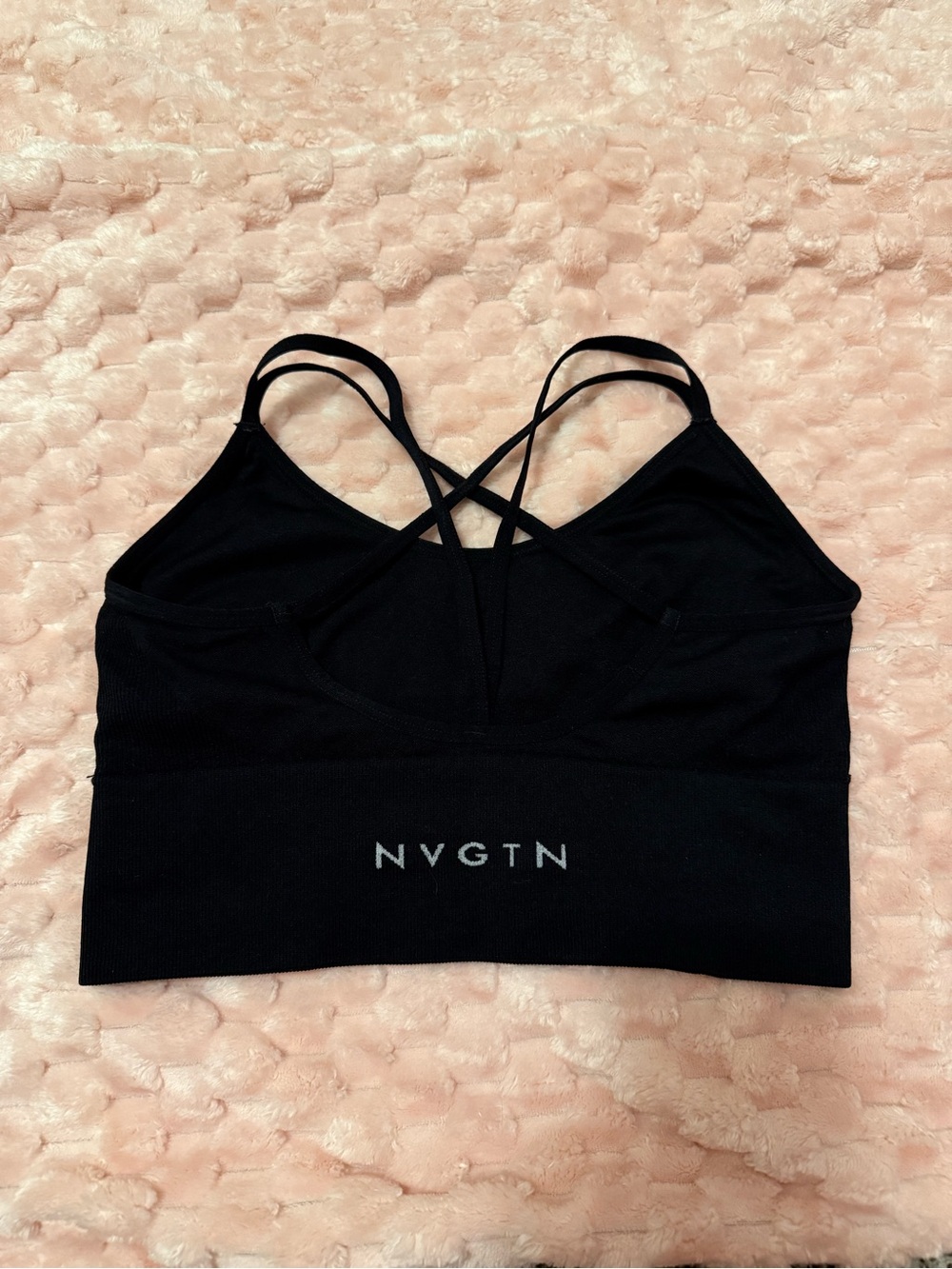 NVGTN Women’s Black Strappy Seamless sports bra